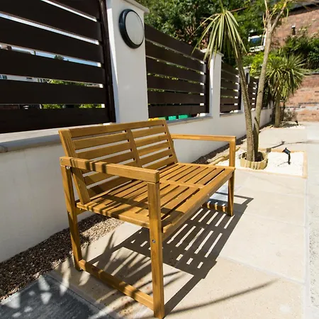 Modern Apartment Free Off Road Parking 2X Double Rooms Suite 11 Nottingham Exterior photo