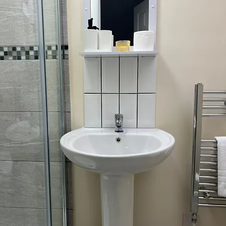 Modern Apartment Free Off Road Parking 2X Double Rooms Suite 11 Nottingham Exterior photo