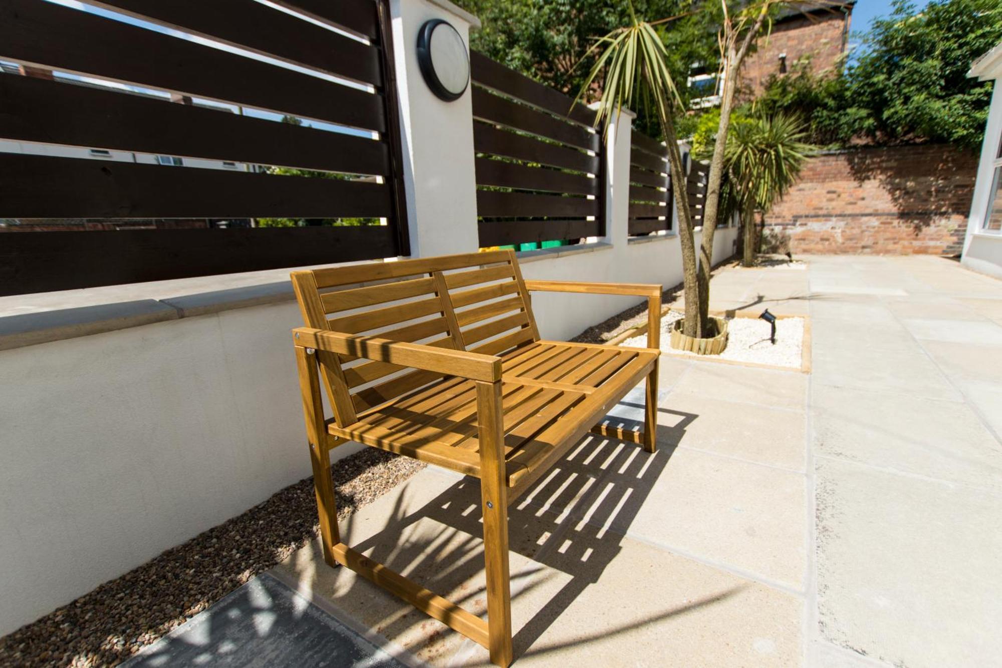 Modern Free Off Road Parking 2x Double 11 Apartment Nottingham