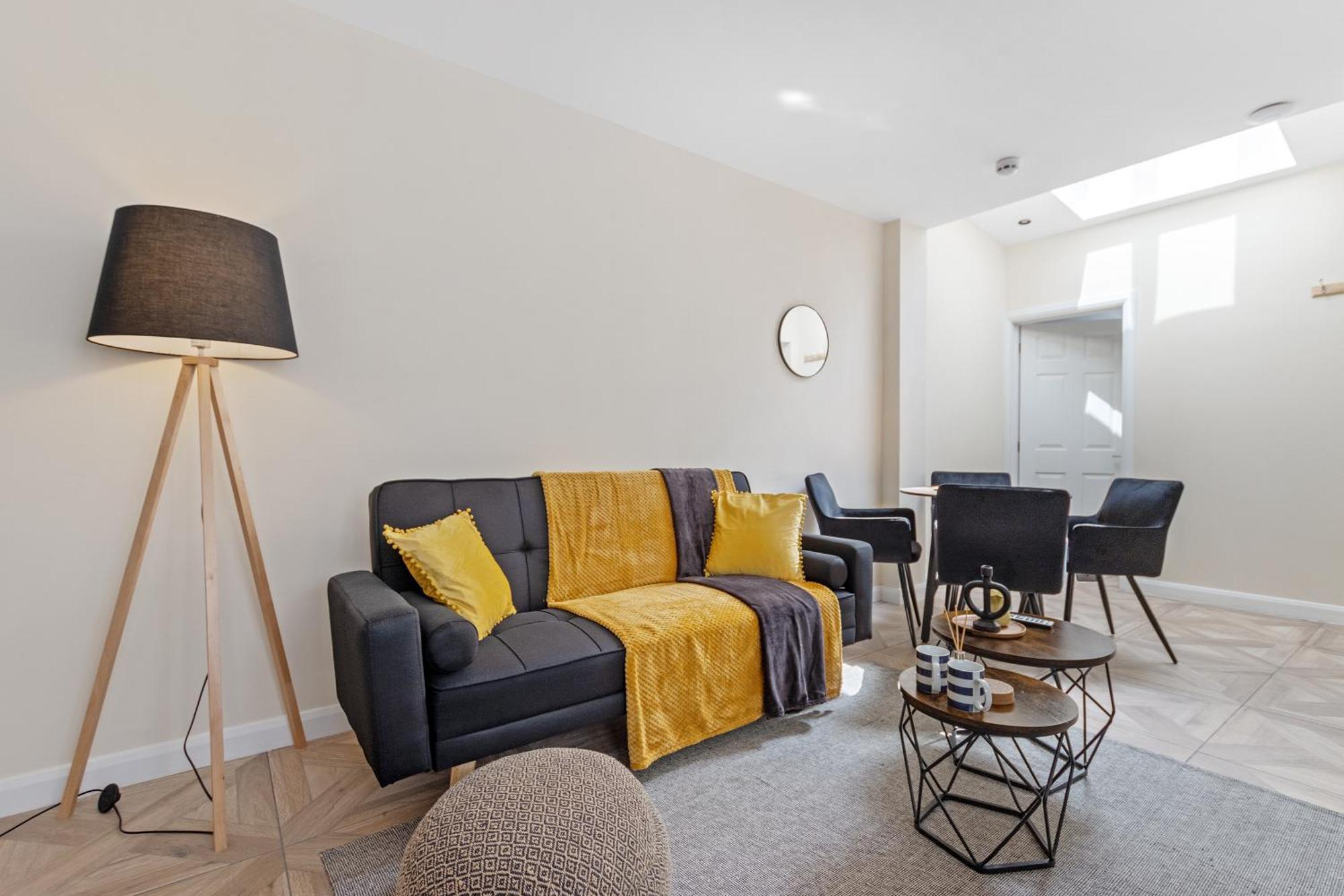 Apartment Modern Free Off Road Parking 2x Double 11 *